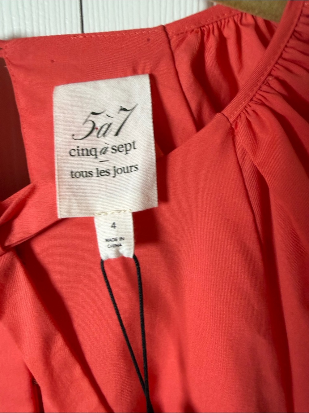 Cinq a Sept Lynn Tie Front Puff Sleeve Babydoll Mini Dress Neon Coral Size 4 NWT - Picture 5 of 6